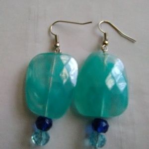 SILVER PLATED GLASS BEAD 1 INCH DANGLING EARRINGS